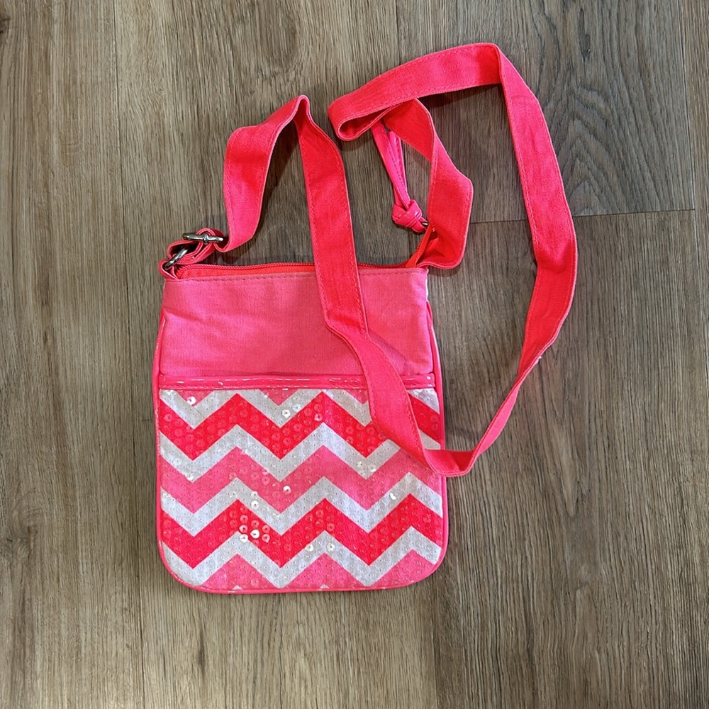 Bright Coral Chevron Crossbody purse with main zipper & front Velcro pouch
